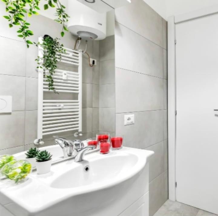 Apartament Venezuela Mediolan Zewnętrze zdjęcie